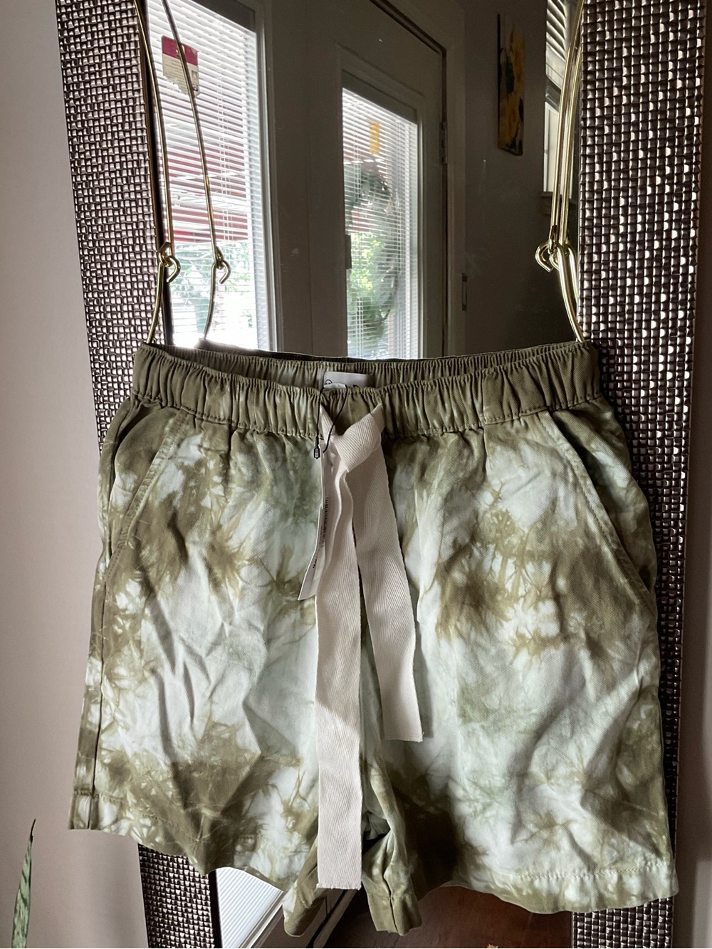 Tie-Dye Olive Green Drawstring Athletic Shorts for Women